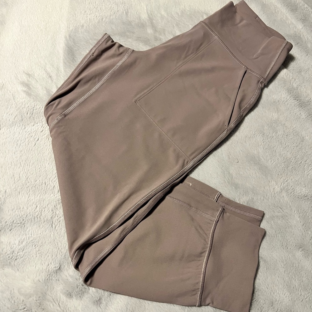 Align jogger crop leggings